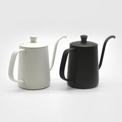 
                  
                    Black and white stainless steel timemore gooseneck pour over kettles with C handles, side by side. 4 of 6.
                  
                